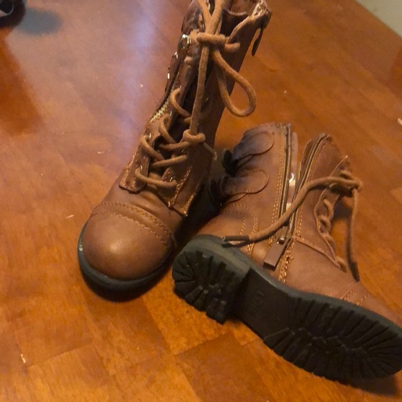 Girls boots - Picture 4 of 4